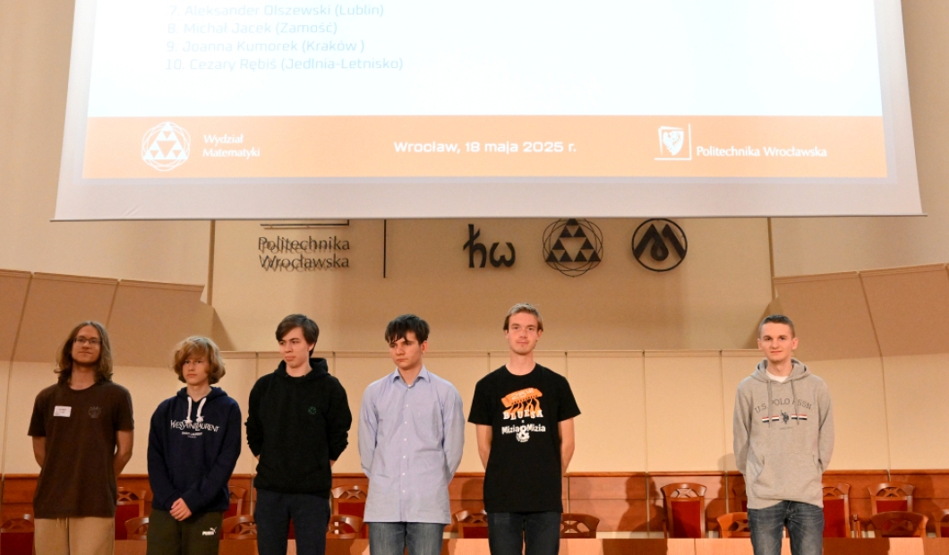 Maciej Hryniewicz laureatem XXI Mistrzostw Polski w Grach Matematycznych i Logicznych 